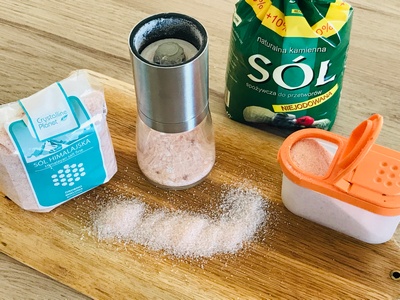 Sól – czy szkodzi i czym zastąpić w diecie