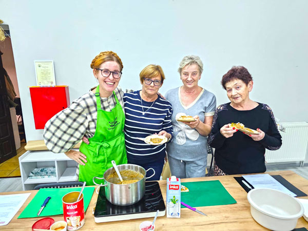 Warsztaty kulinarne dla KGW nie marnowanie jedzenia drugie życie produktu zero waste GOK Gidle Katarzyna Gubała