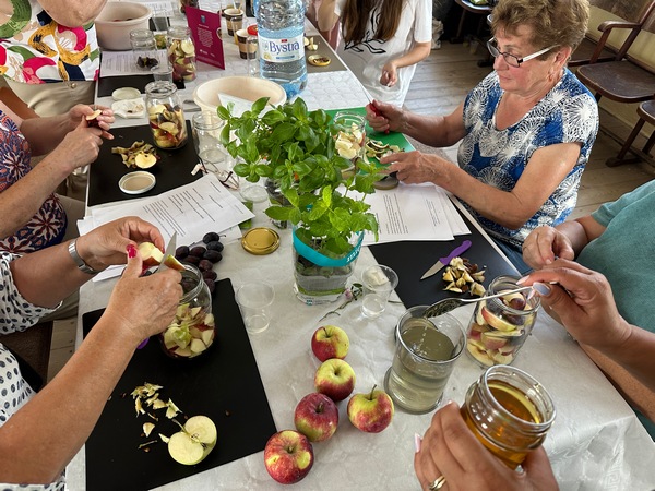 Kulinarne warsztaty kiszenia dla KGW Katarzyna Gubała