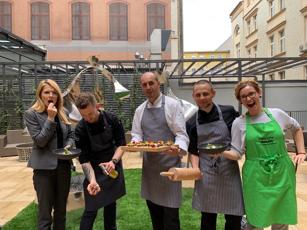 Veganuary wege menu w restauracji jak wprowadzić Katarzyna Gubala