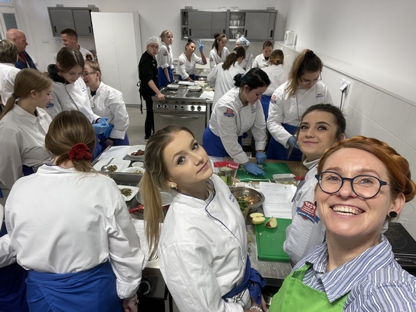 Szkolenie z kuchni wegetariańskiej i wegańskiej dla uczniów szkół ponadpodstawowych