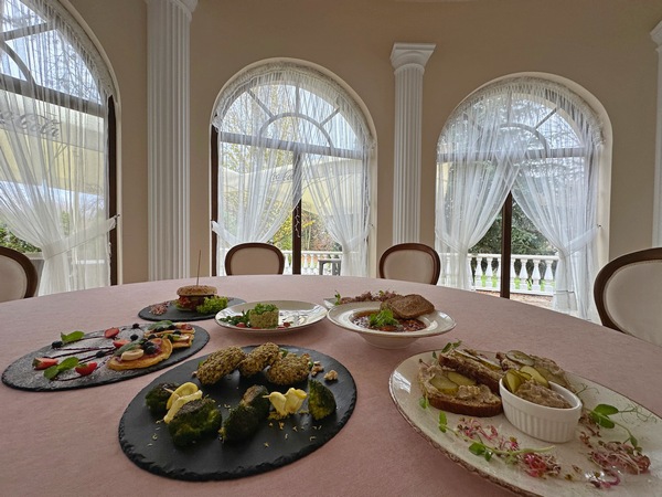 Menu roślinne na wesele szkolenie Hotelu i Restauracji Korona w Rybniku Katarzyna Gubała